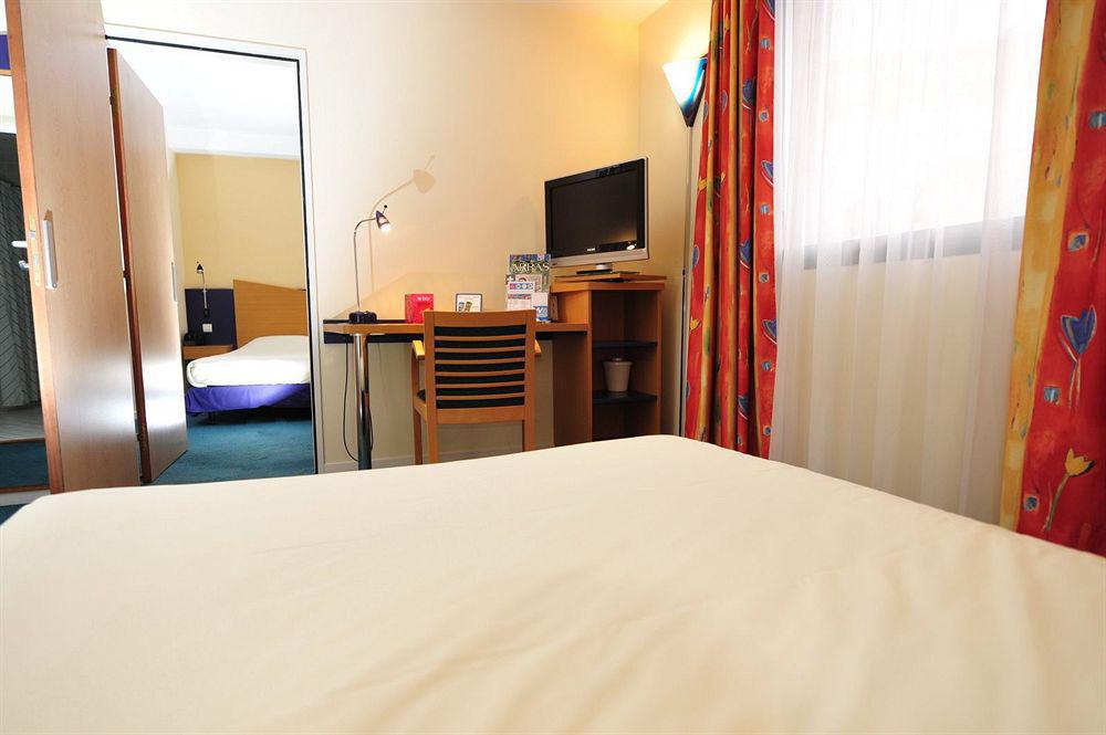 Holiday Inn Express Arras, An Ihg Hotel Room photo